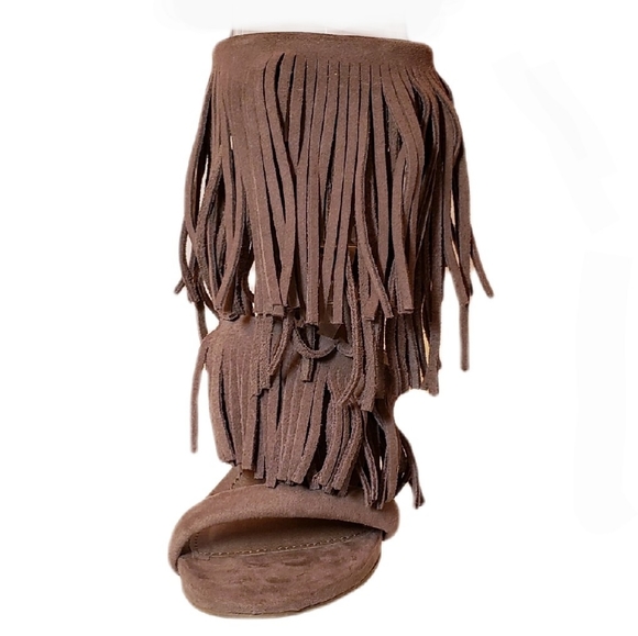 Mossimo BoHo Style Suede Sandal with Fringe Sz 7 - Picture 4 of 6
